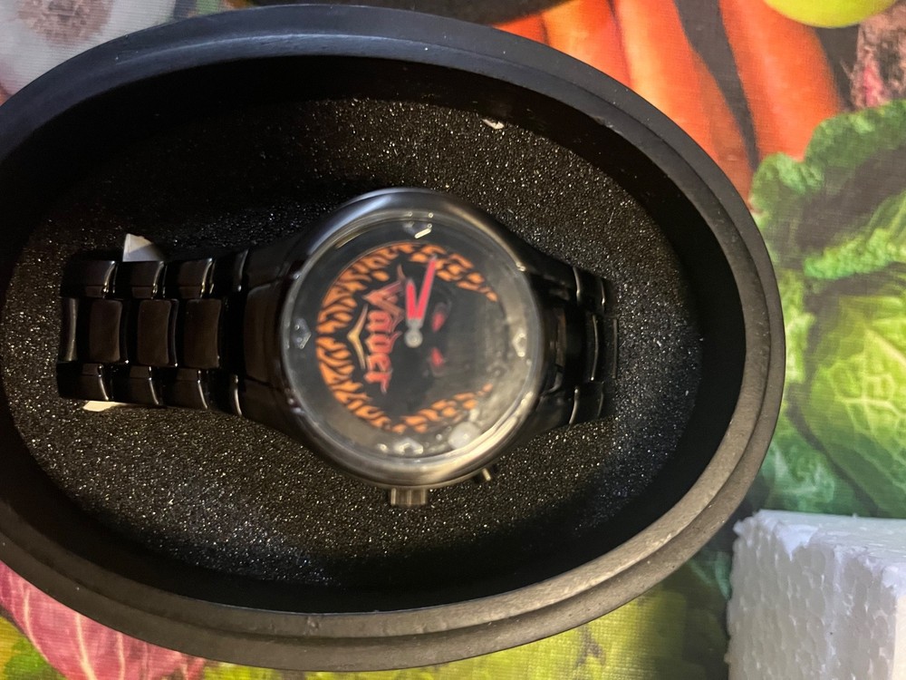 2004 fossil darth vader watch