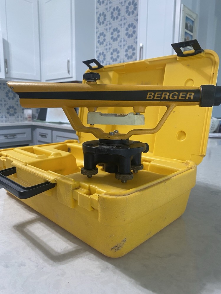 BERGER TRANSIT Model 135 - Used