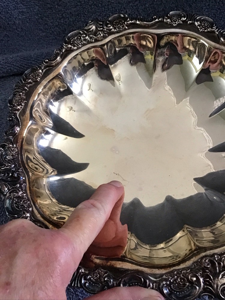 Vtg Wallace Silver Plate Bowl Baroque 8.5” Centerpiece Serving Pedestal Nice