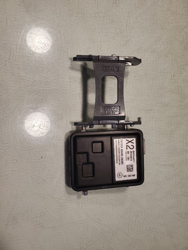 CAMRY 2020 Camera/Projector 34533