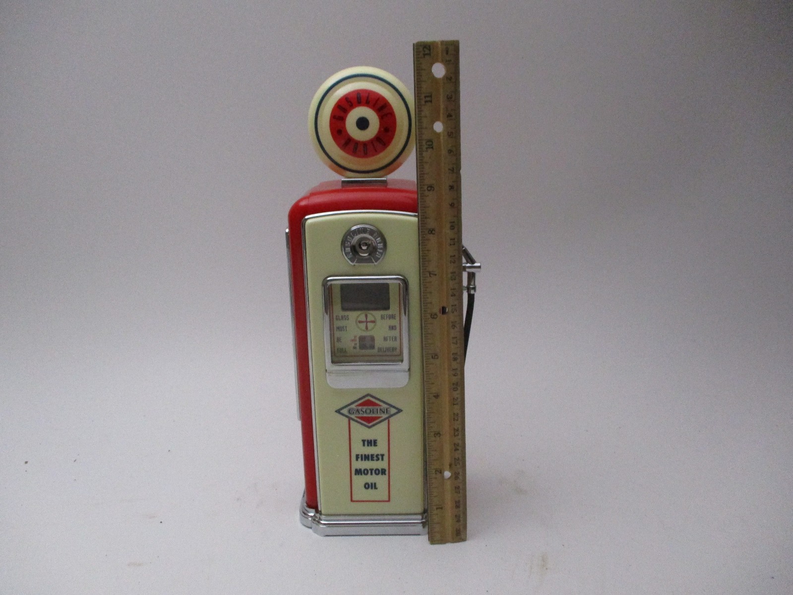 Vintage Gasoline Gas Petrol Pump Alarm Clock Radio AM/FM Boxed New In Box