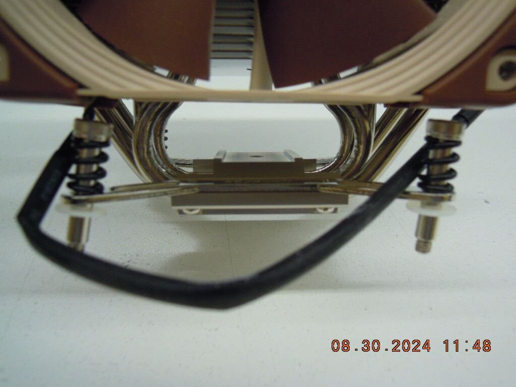 NOCTUA NH-U12S CPU Cooler with NF-F12 120mm Fan, 2 Side Rack & Screws (NM-XFB3)