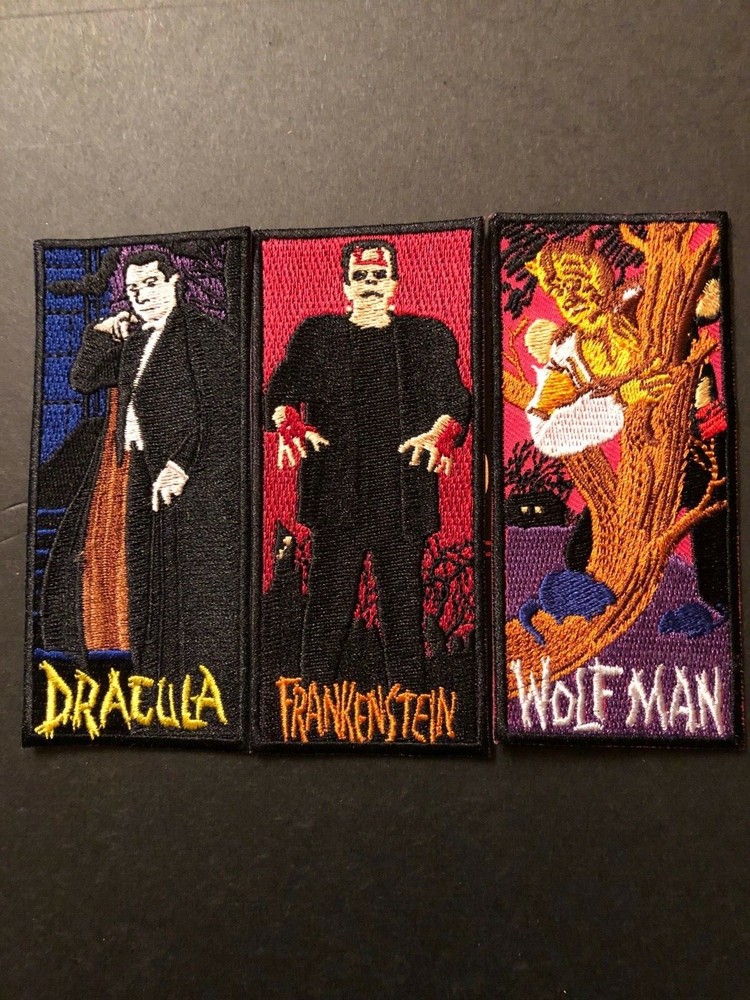 DRACULA UNIVERSAL MONSTER AURORA MODELS PATCH Embroidered IRON ON
