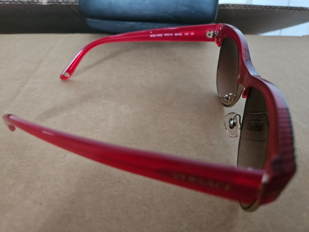 vendo un lentes versage