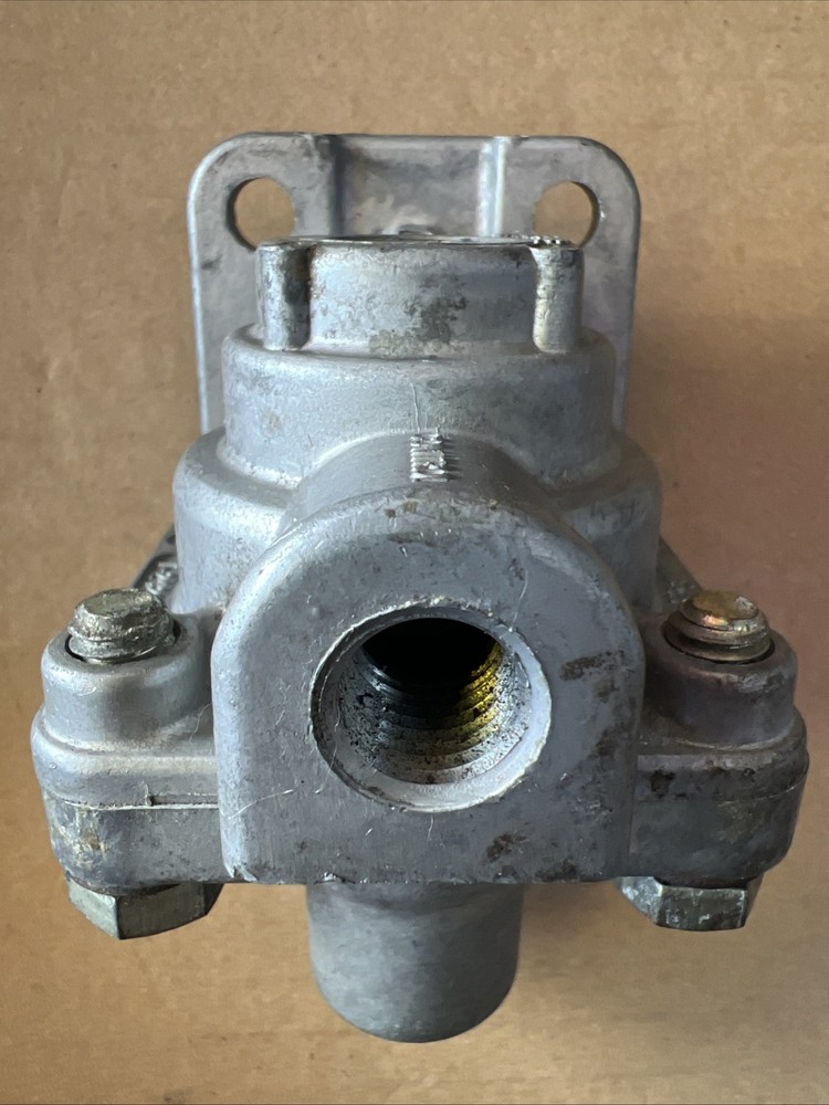 Bendix Trailer Brake Control Valve T-242794