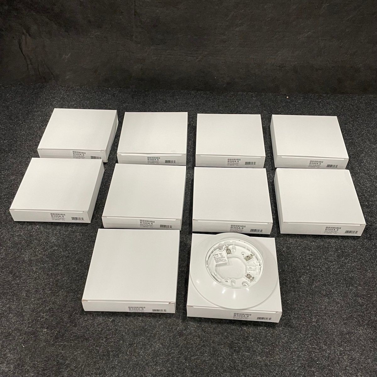 SYSTEM SENSOR Detector Base White B300A-6, Box of 10