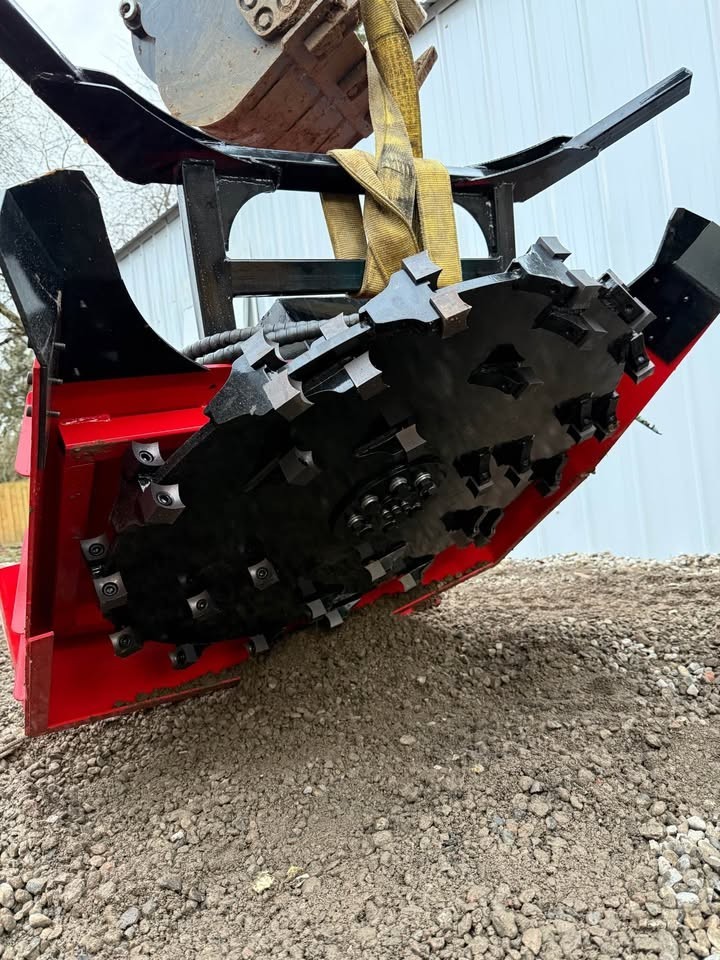 Future Disc Mulcher Hydraulic Standard-Flow GY X-DM43" SkidSteer Attachment Giyi