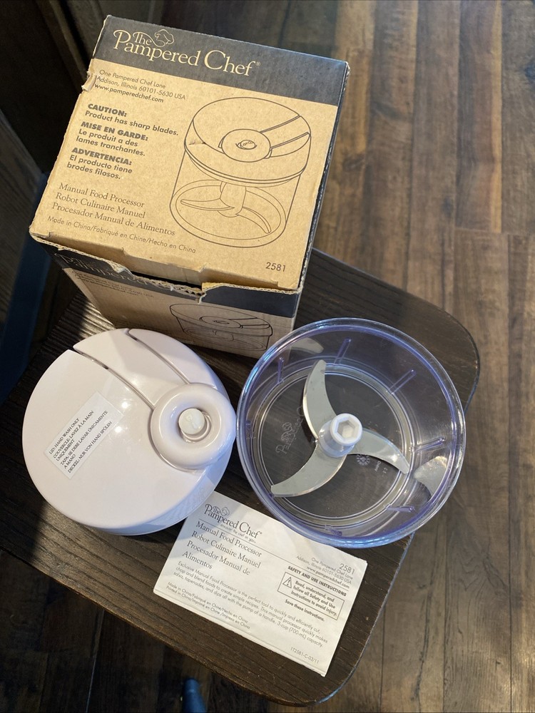 Pampered Chef Manual Food Processor 2581 Chopper 3 Cup EUC