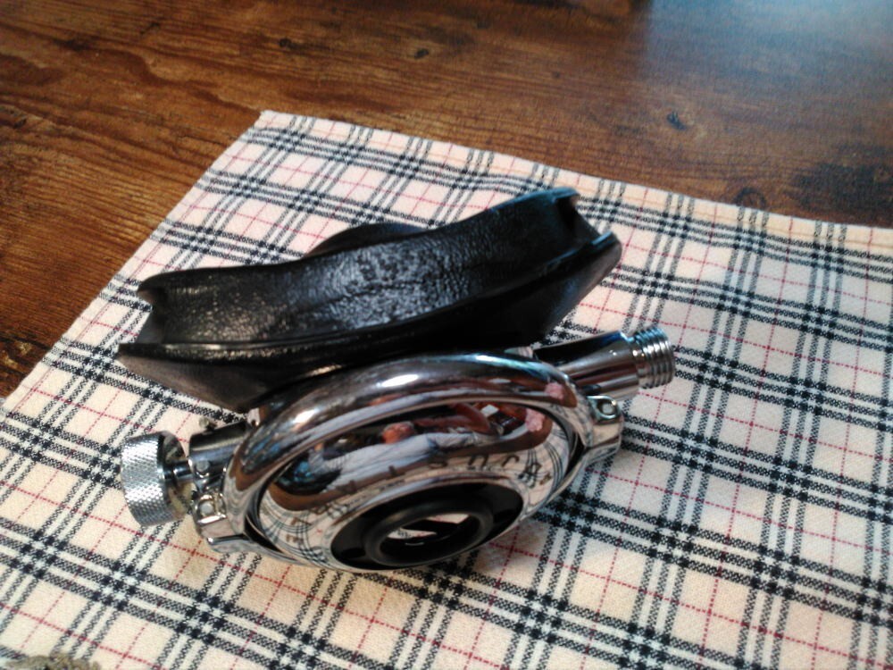 Vintage Scubapro Balanced Adjustable Second-Stage 3908856, Good Cndition.