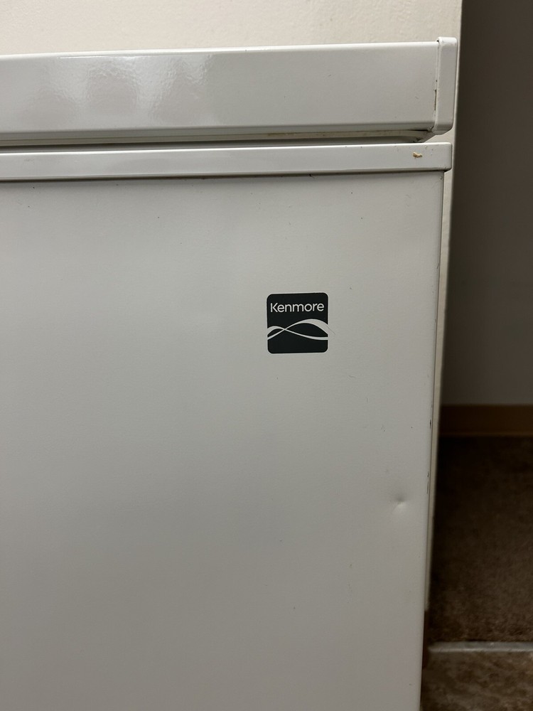 Zenmore Deep Freezer 7-8 Cu Ft.
