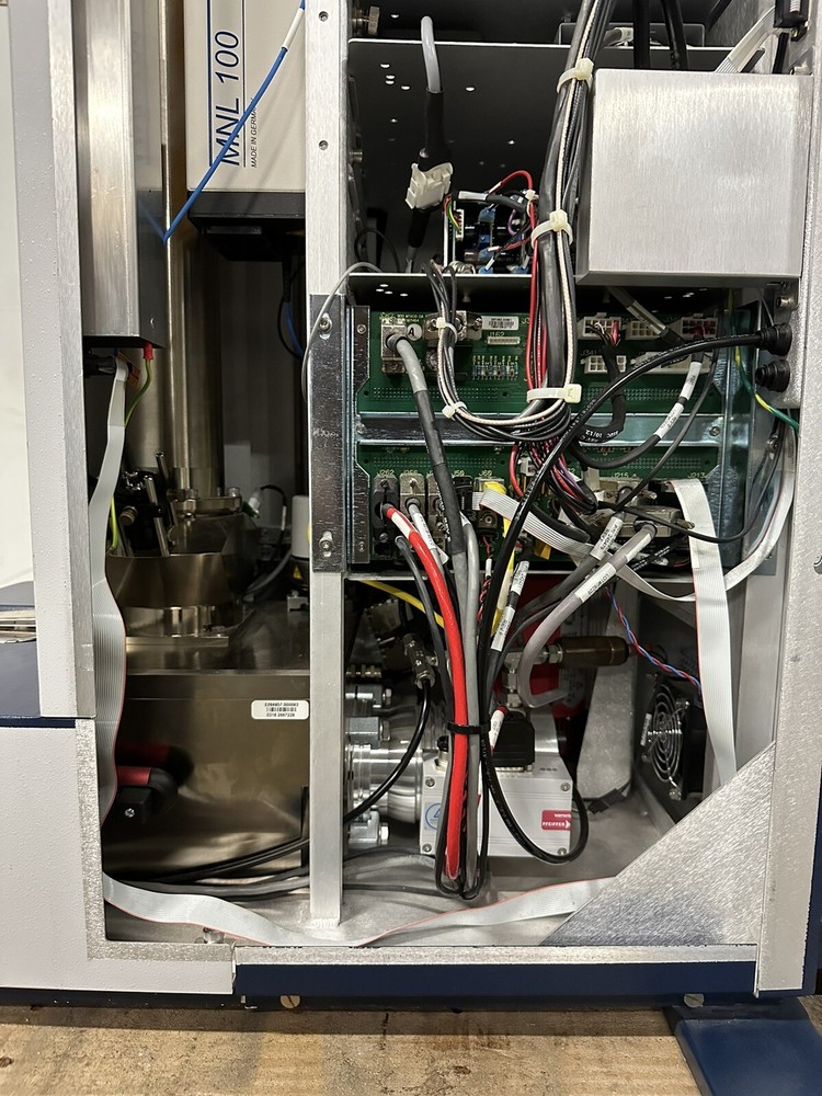Bruker Daltonics Microflex LT/SH System Mass Spectrometer