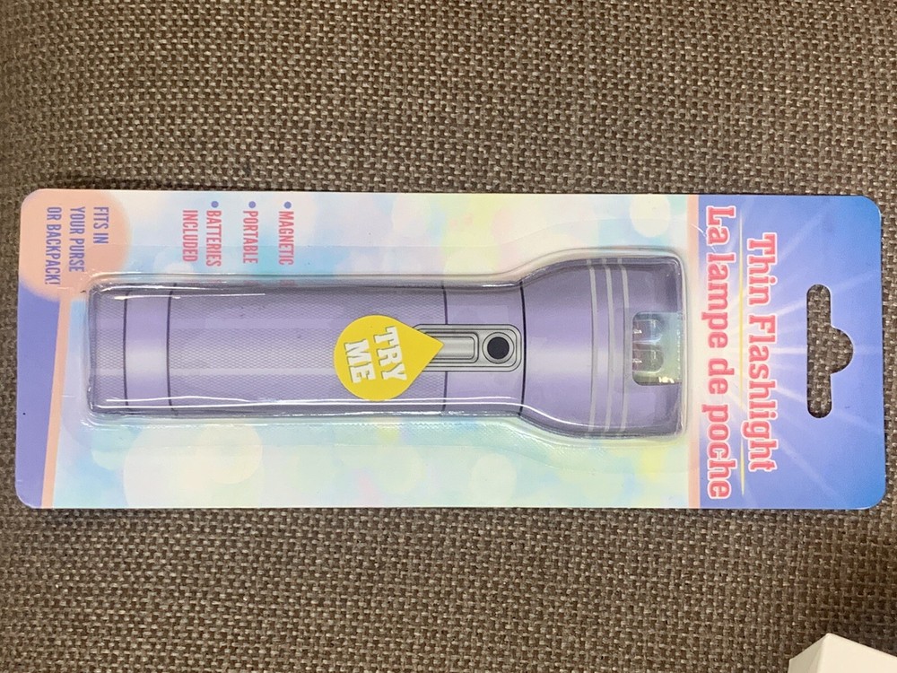 FLAT LED (2 Pack)FLASHLIGHT MAGNETIC THIN FLAT LED POCKET PURSE FLASHLIGHT