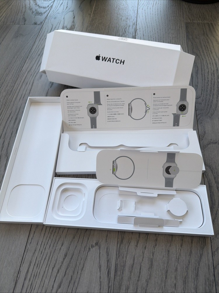 Apple Watch A3324 SE 3 40mm Midnight - EMPTY BOX ONLY