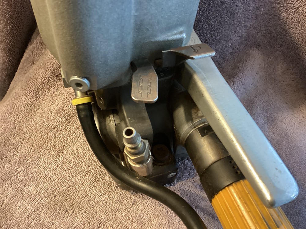 FROMM….A385… 3/4"….PNEUMATIC STRAPPING TOOL….VERY GOOD SHAPE