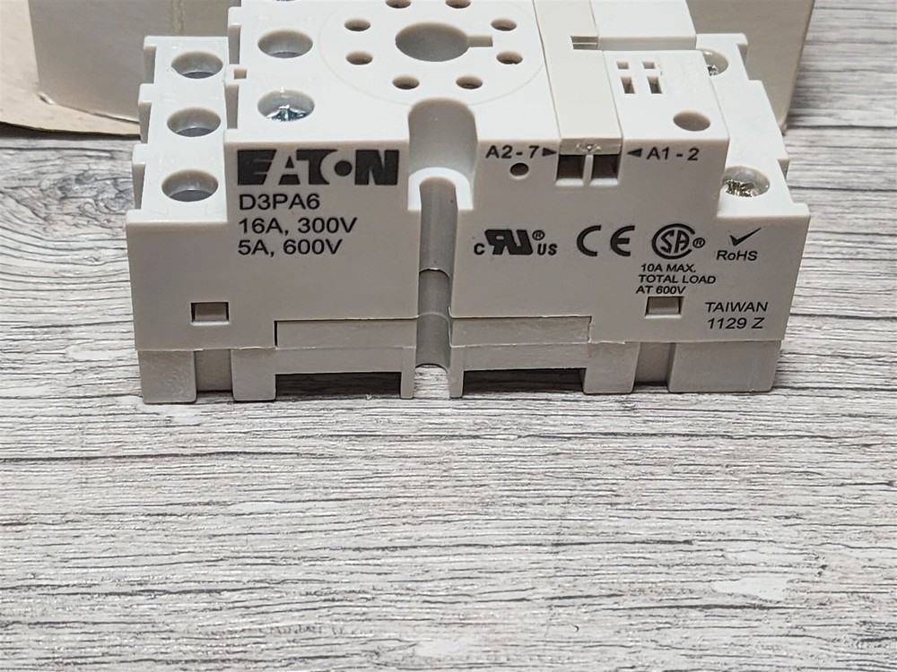 Eaton D3PA5 Relay Socket