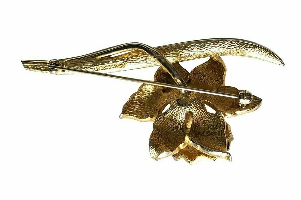 Pre Owned Gold Plated Flower Pin