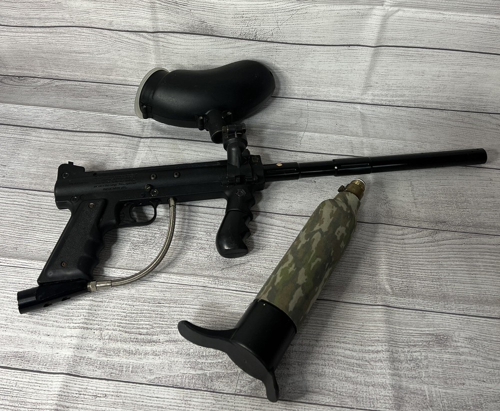 Tippmann 98 Custom Paintball Gun + Hopper