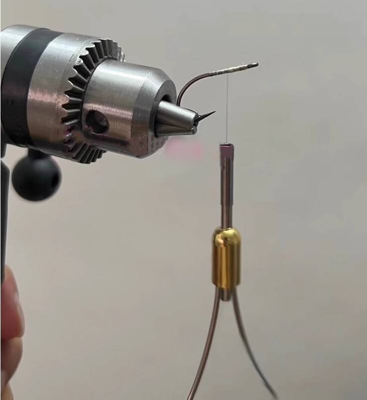 Fly Tying Vise Fly hook binding pliers rotatable fly hook binding tool