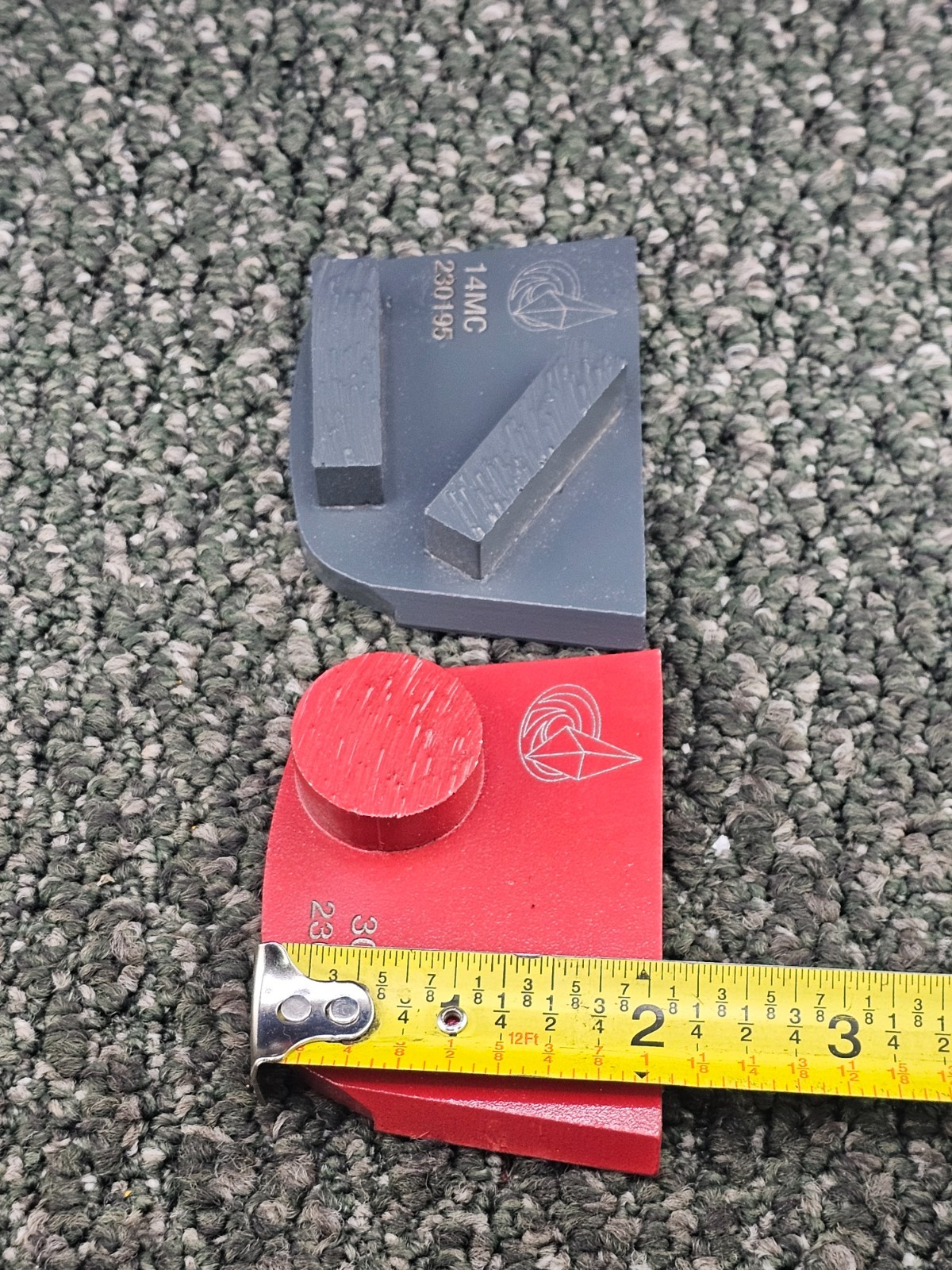 (QTY 6) LAVINA X1B-HC-0030 Quick Change 30 Grit Trapezoid Pad One Button/Two Seg