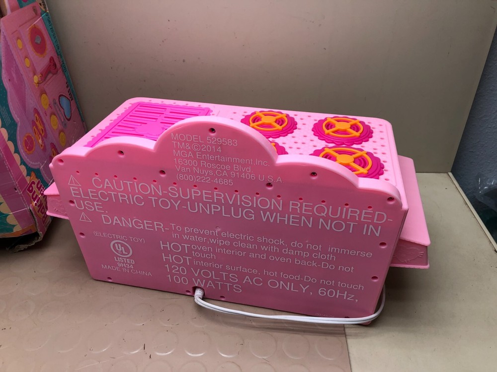 Lalaloopsy Baking Oven w/ Rough Box
