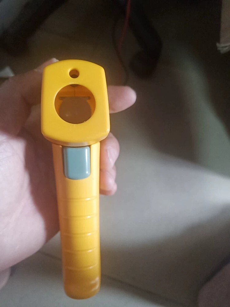 1 pcs Fluke 59Mini Thermometer( no box)
