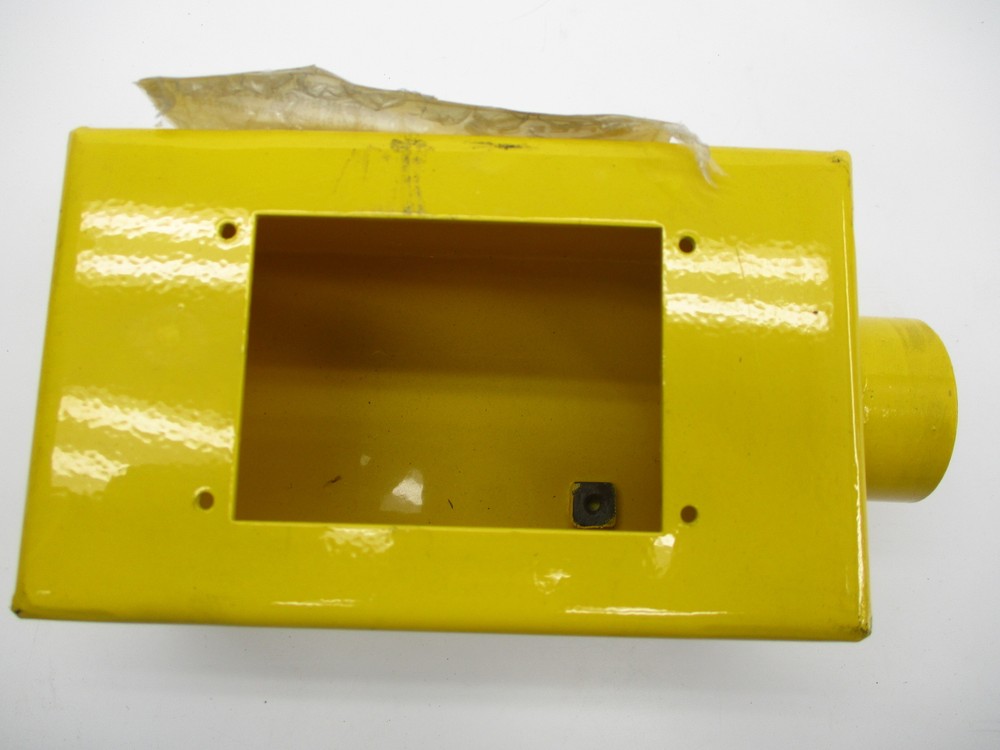 REES 02765-100 STANDARD SWITCH ENCLOSURE (AS PICTURED) NSNP