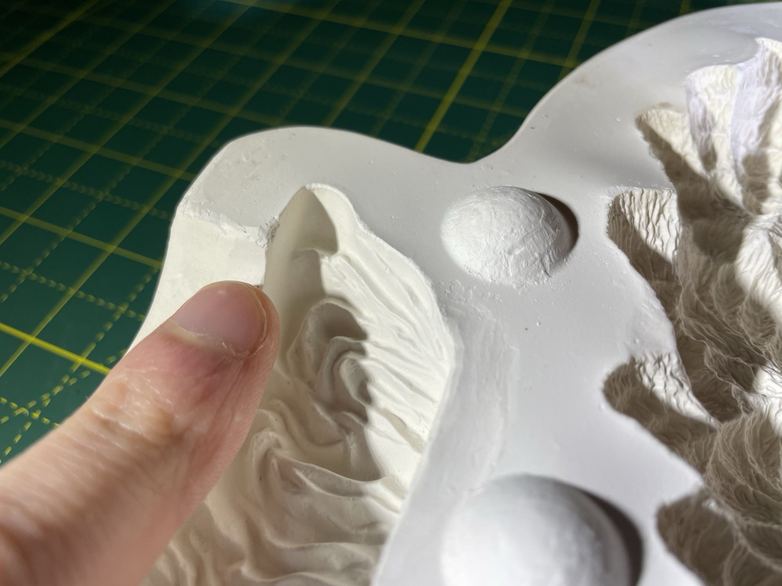 Nowell's NM-1752 Christmas Tree Santa Wreath Candle & Stand Ceramic Slip Mold