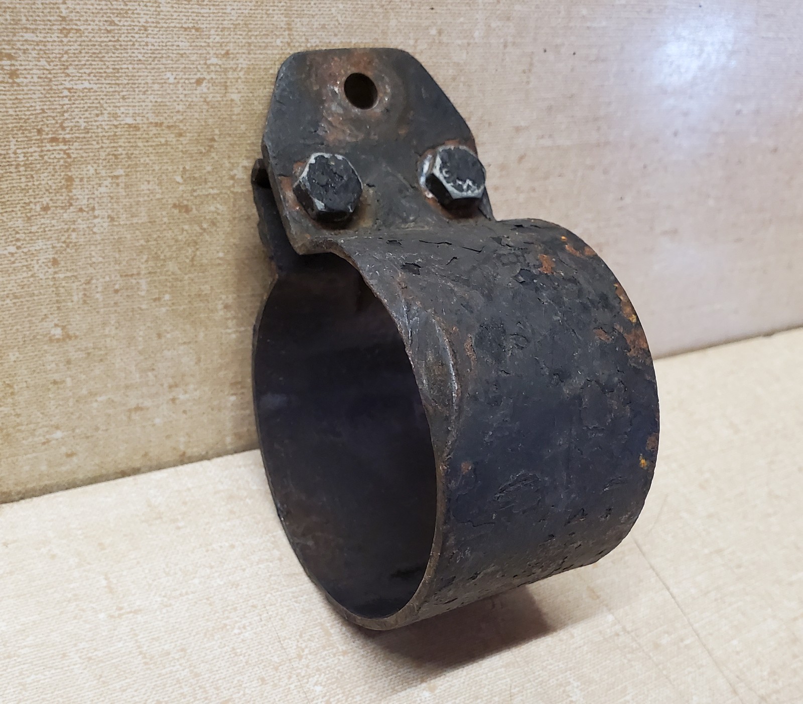 BULTACO EXHAUST MUFFLER CLAMP HANGER PURSANG 200 MK8 1974-76 ASTRO 250 360