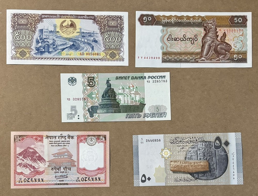 14 Uncirculated Banknotes From 14 Different Countries