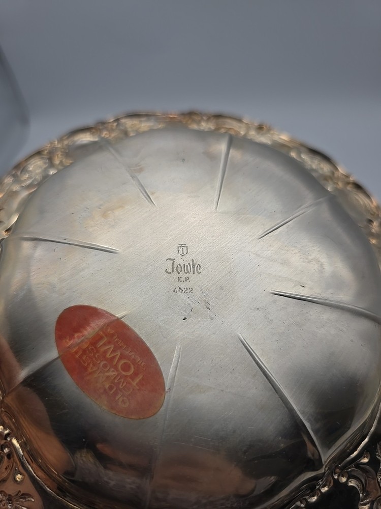 TOWLE - 4022 Brilliant Silver EP Electro Plated Rose Pattern Bowl 7.5" Diameter