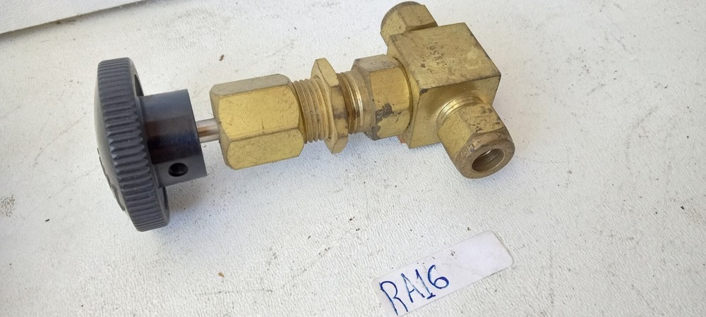 WHITEY 4VS6 NEEDLE VALVE