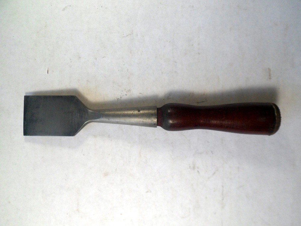 Stanley Bevel Edge Socket Chisel 1 1/2" Blade