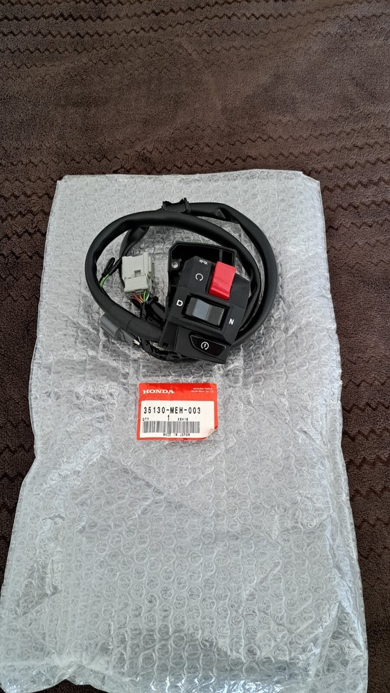 Honda DN-01 NSA 700 Emergency switch