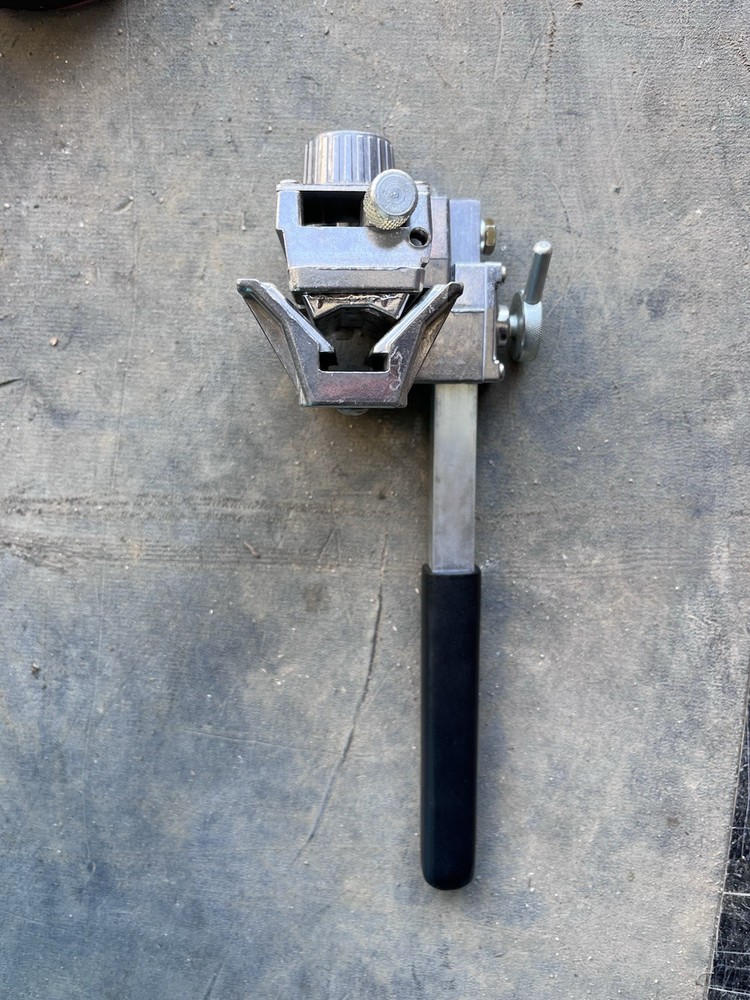 Speed Systems Speed Stripper 1542-2CL Wire Stripping Machine