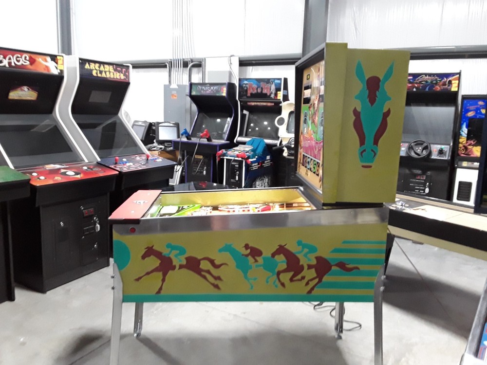 Winner Pinball Machine by Williams