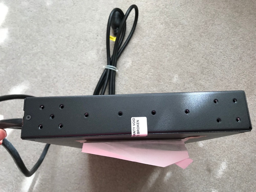 APC AP7752 Automatic Transfer Switch Rackmountable