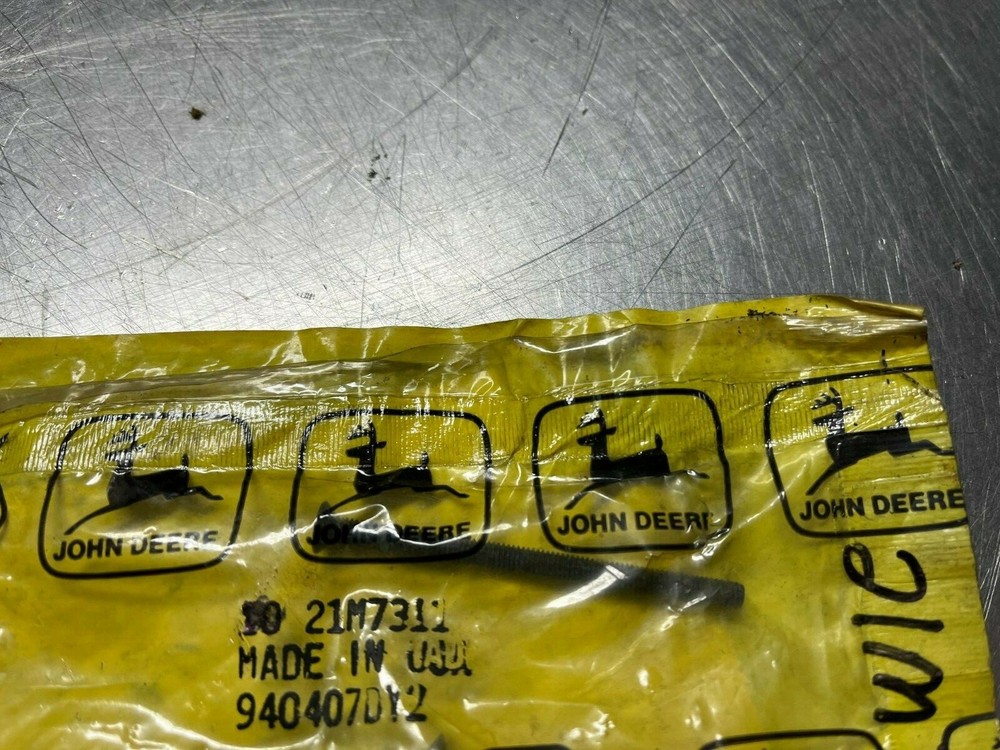 21M7311 Genuine OEM John Deere SCREW