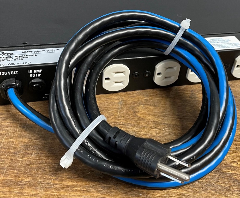 Middle Atlantic PD-815R-PL Rackmount Power Center