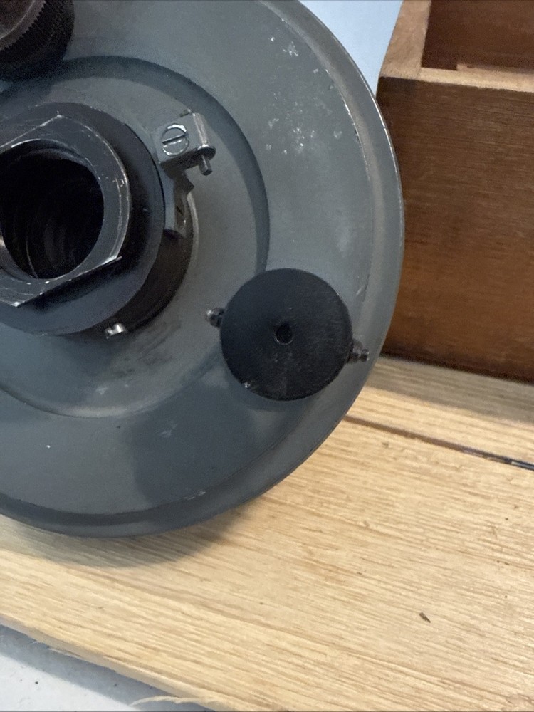 Vintage E. Leitz Wetzlar goniometer head For tool makers microscope 373757 Case