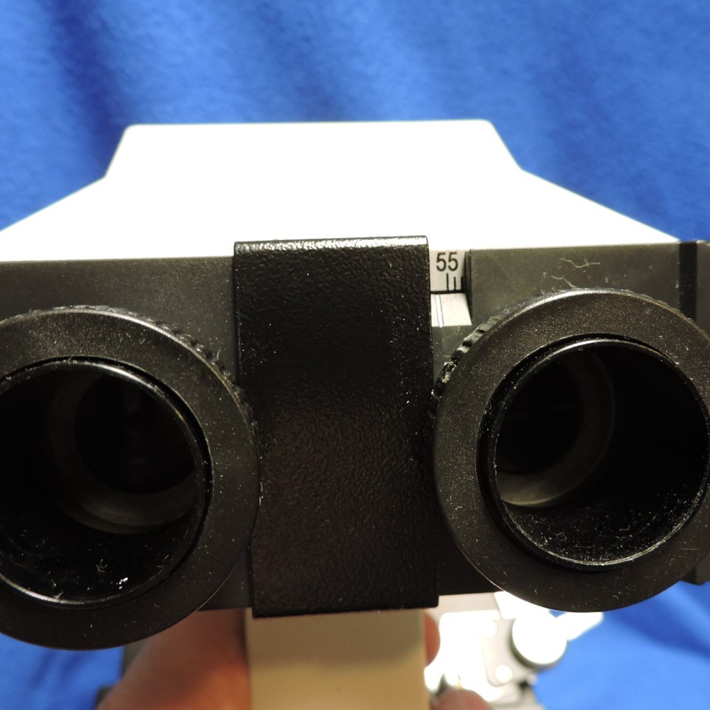 Omax Microscope G2018007467 Rotatable Head 4 Lens Missing Eyepieces