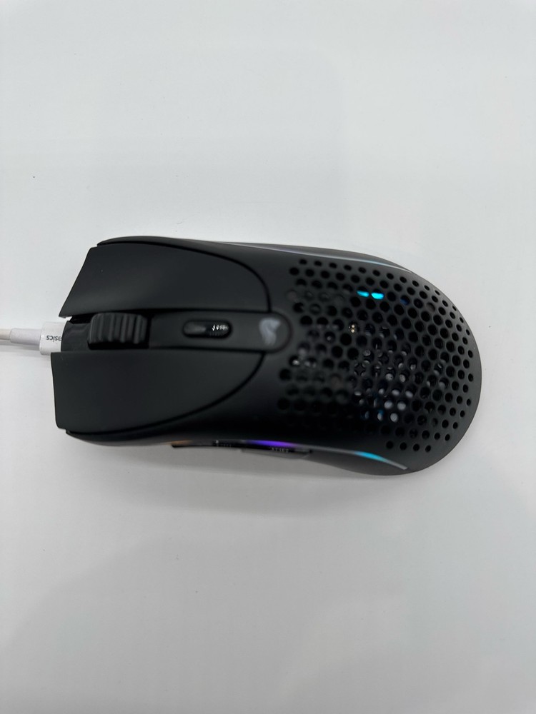 Glorious Model D2 Wireless Gaming Mouse Lightweight Ergonomic Optical Black