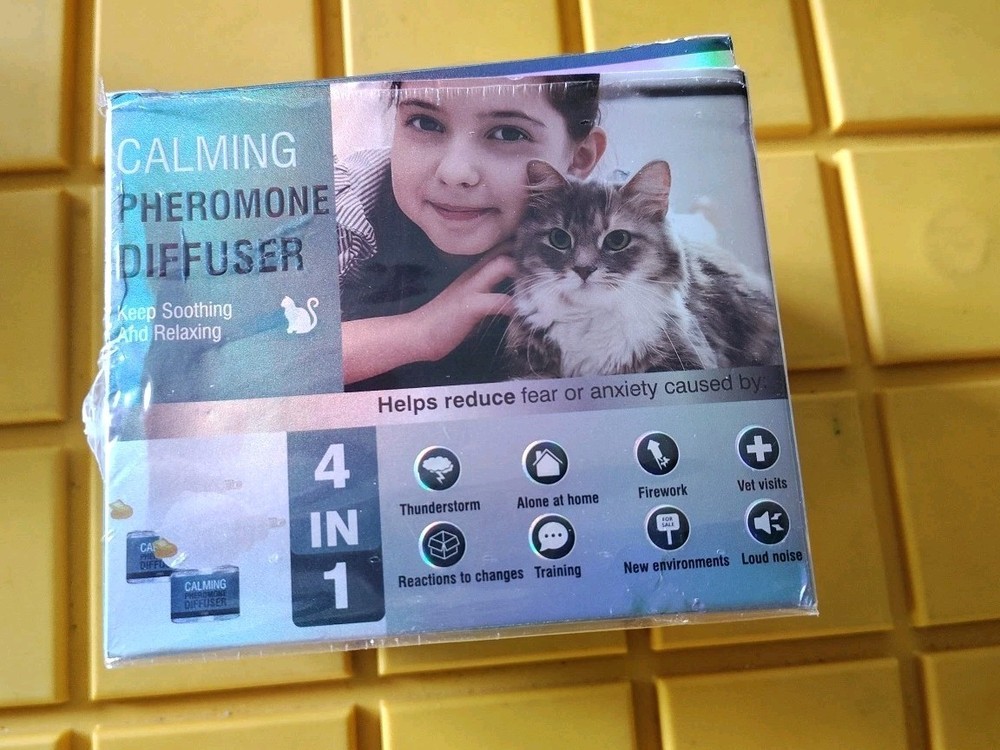 Cat Pheromones Calming Diffuser 2 Pack Pheromone Diffusers Refill & Plug In X2