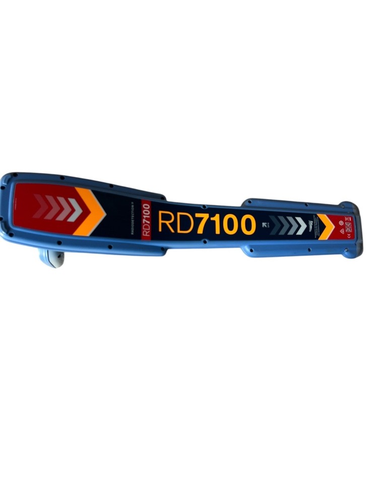 Radiodetection SPX RD7100PL Cable Pipe Locator With TX-10 Transmitter
