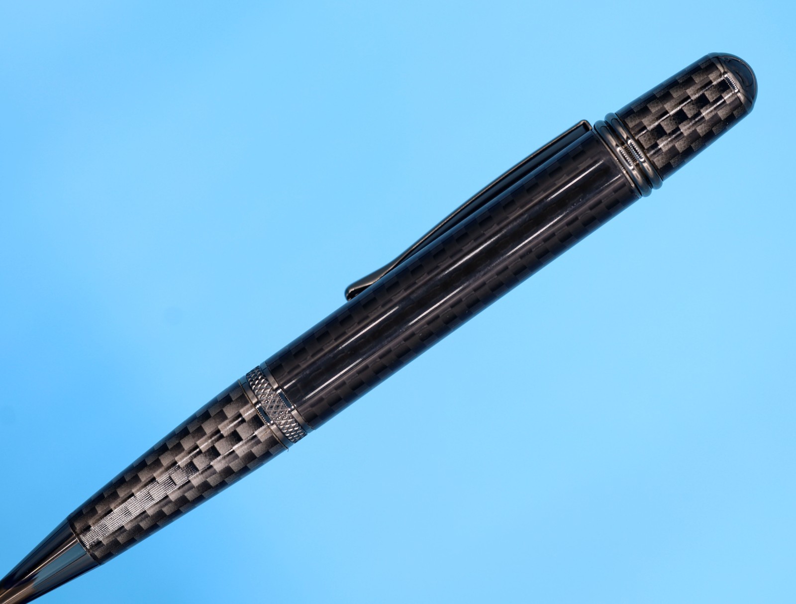 Carbon Fiber Sierra Nomad Ballpoint Pen – Handmade Twist Design – Speed Inspired