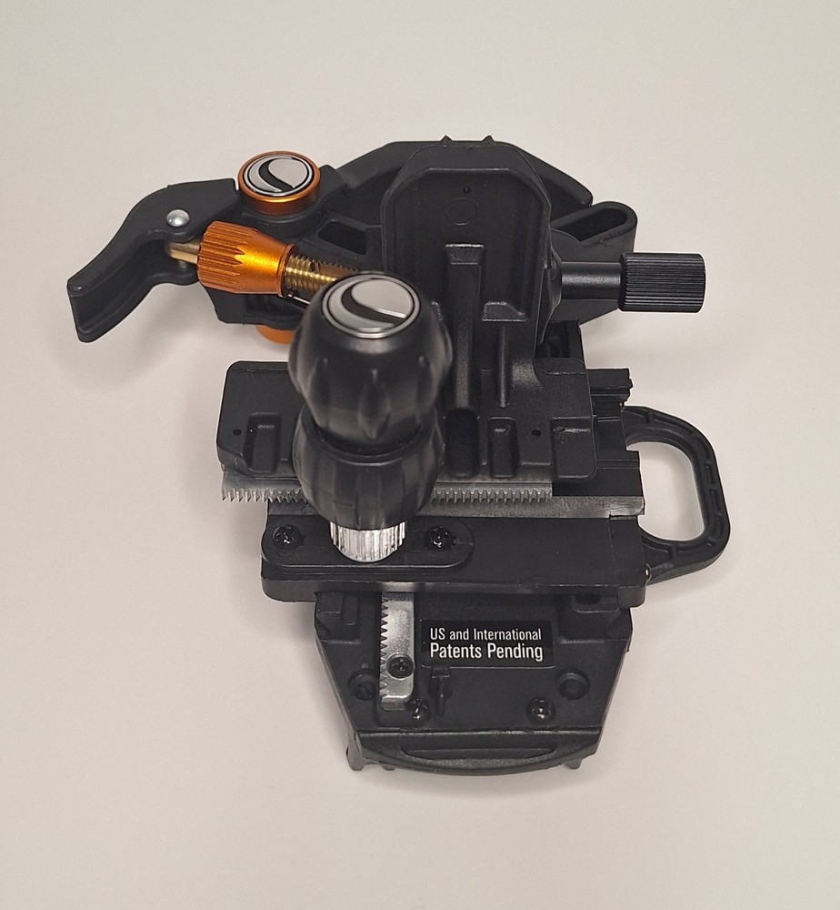 Celestron NexYZ 3-Axis Smartphone Adapter no Bluetooth remote