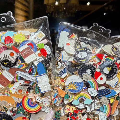 8pc Random Novelty Pins Enamel Pin Set M2