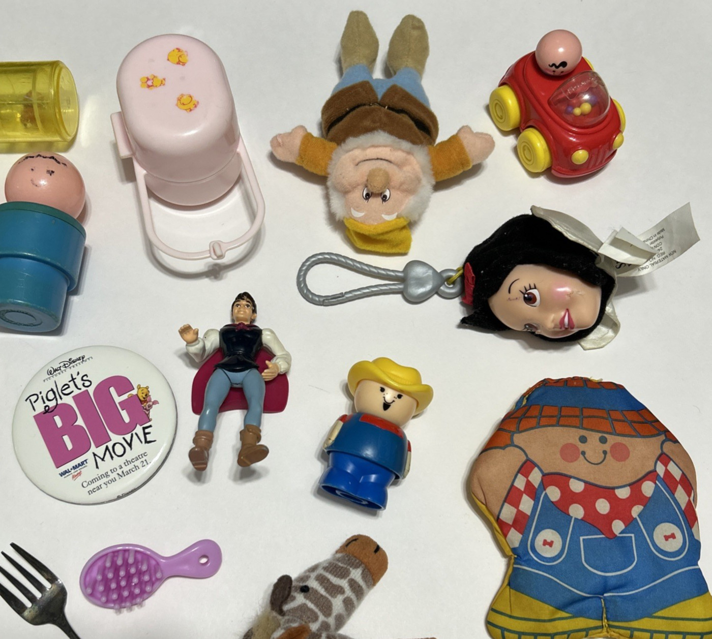 25pc VTG 90s Toy Junk Drawer Lot Elmo Ernie Farmer Hamster Raisin Happy Meal Toy
