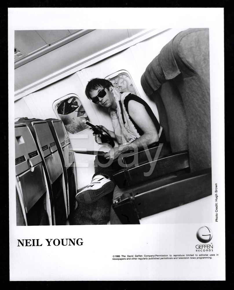NEIL YOUNG - Promotional Photo 8 X 10 inch