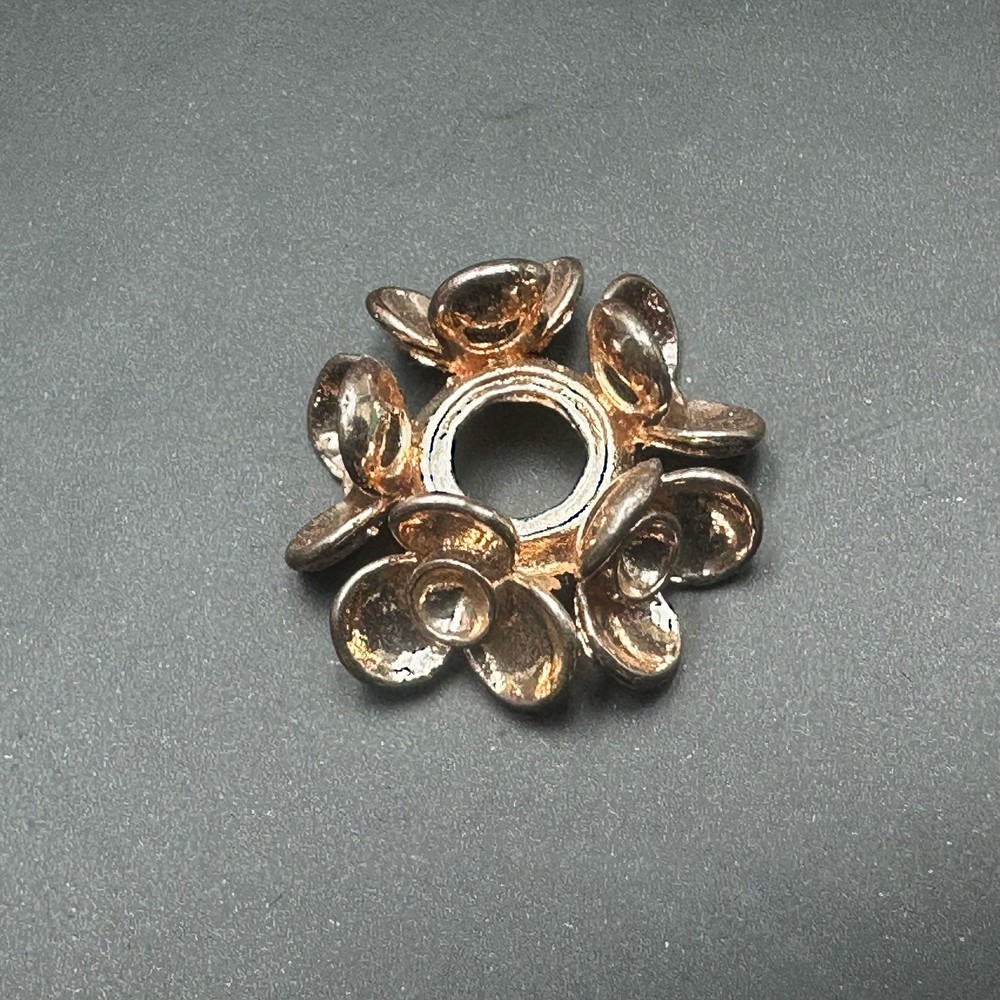 Metal crystal small ball base