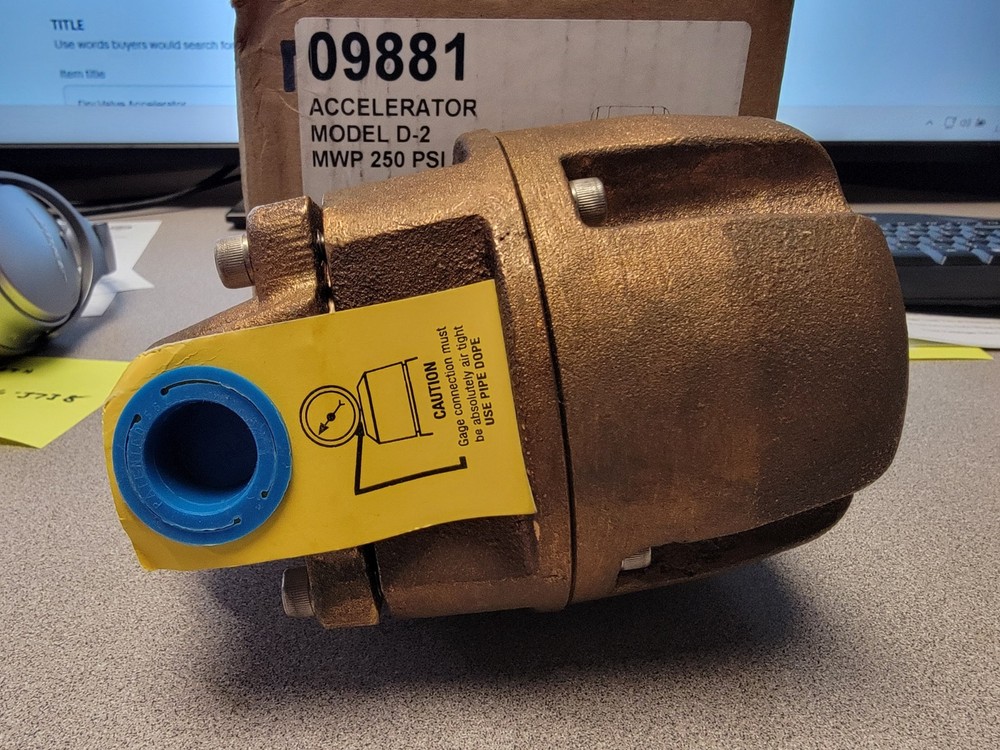 Viking D-2 Accelerator 09881 Unused